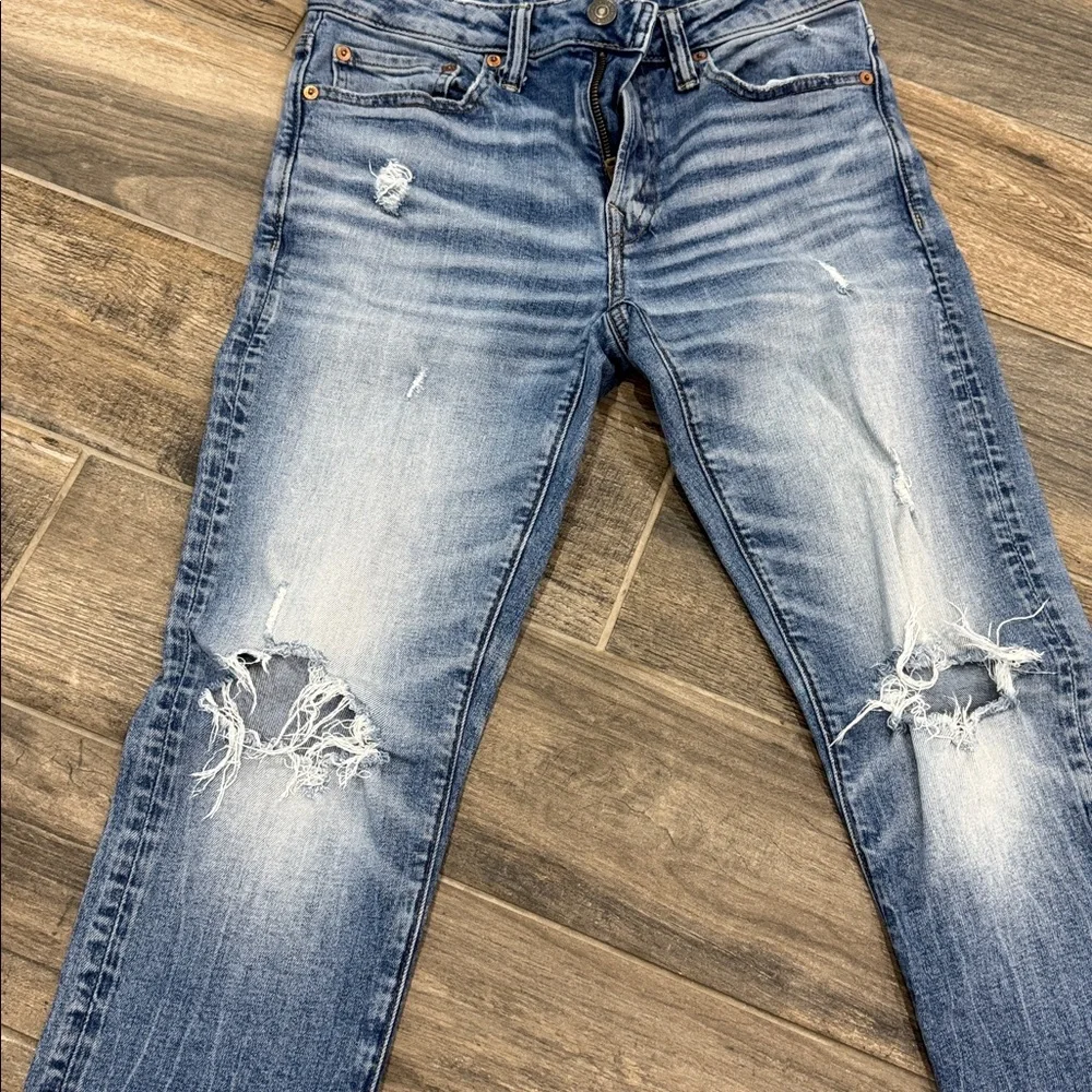 AE Airflex+ ripped slim jean electric blue